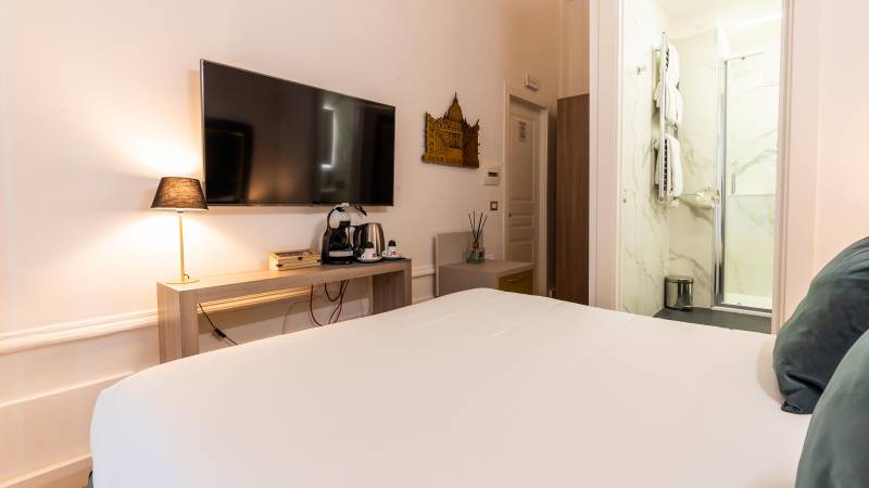 IMG--0930--cavour-luxury-rooms